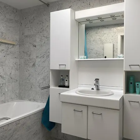 Amare אוסטנדה